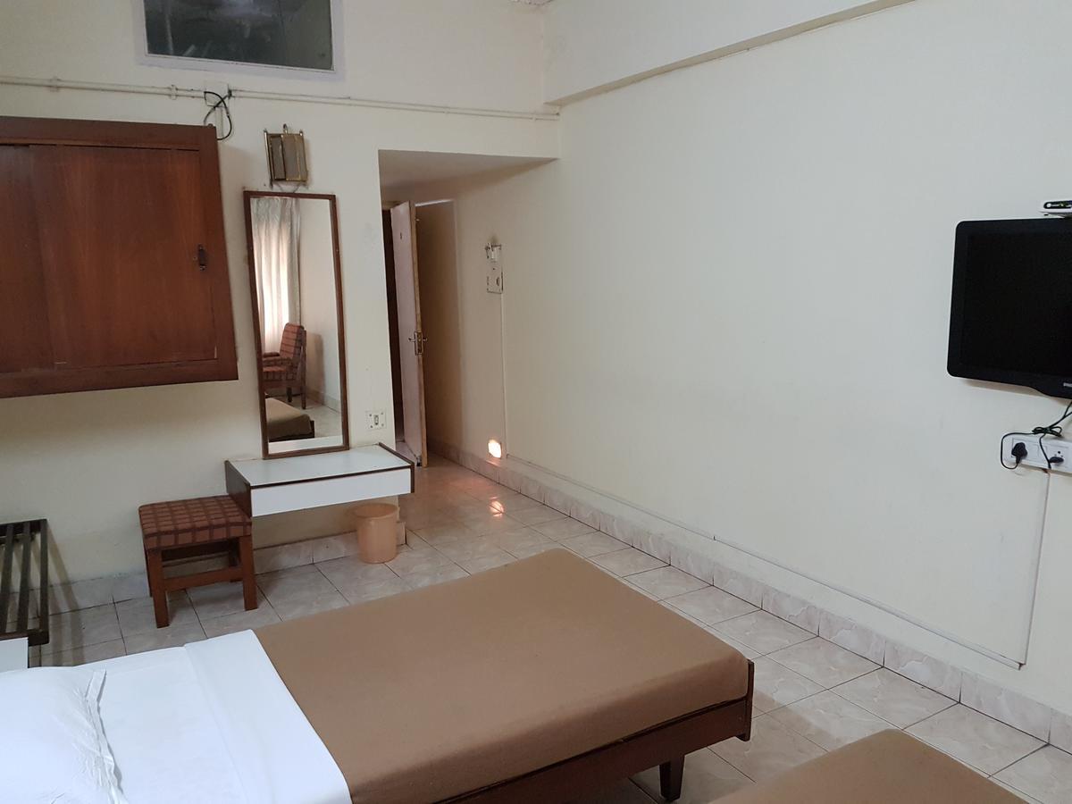 Hotel Siddhartha Haiderabad Buitenkant foto