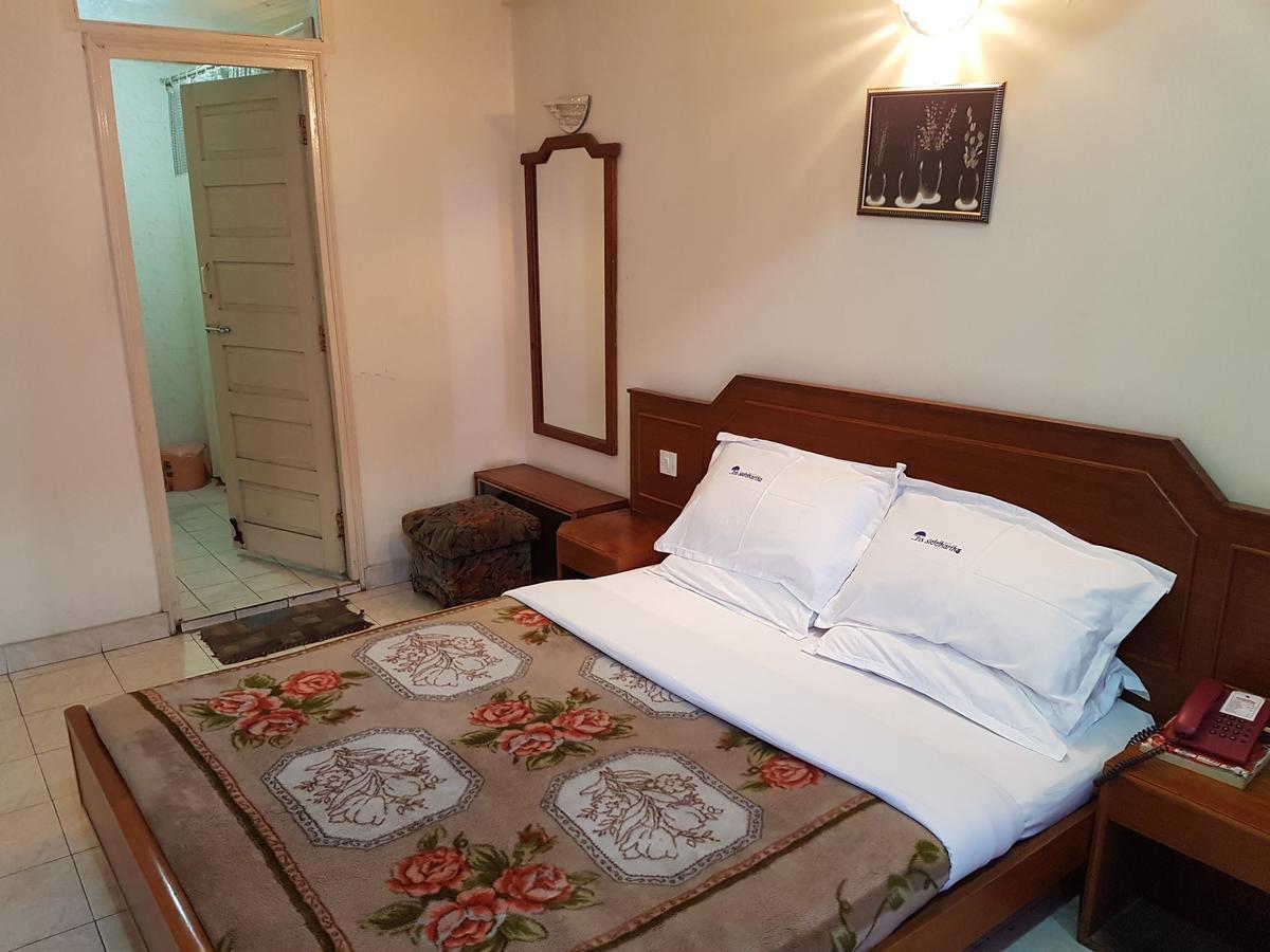 Hotel Siddhartha Haiderabad Buitenkant foto