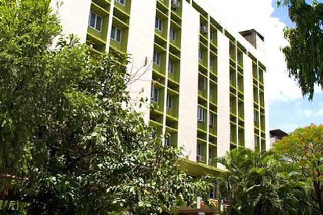 Hotel Siddhartha Haiderabad Buitenkant foto